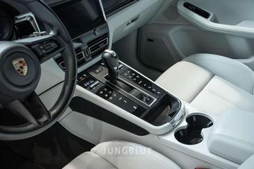 Porsche Macan I S — photo 10