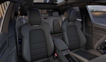 Porsche Macan I 4S Electric — photo 29
