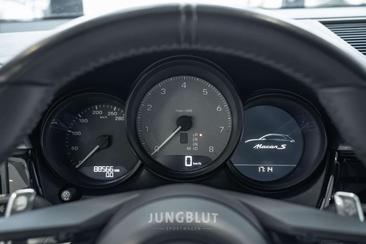 Porsche Macan I S — photo 14