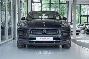 Porsche Macan I S — photo 18