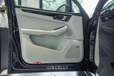 Porsche Macan I S — photo 29