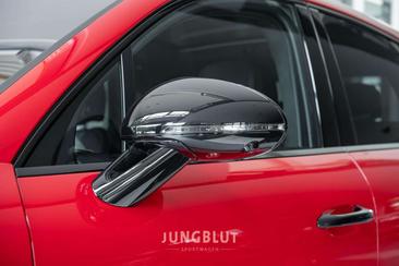 Porsche Macan I GTS — photo 19