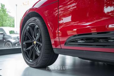 Porsche Macan I GTS — photo 25