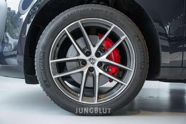 Porsche Macan I S — photo 35