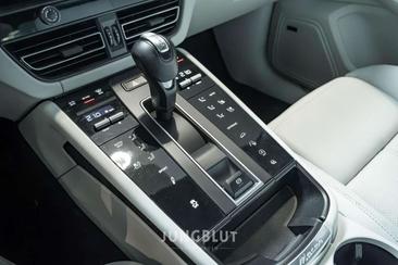 Porsche Macan I S — photo 37