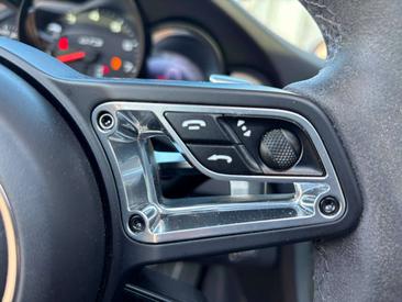 Porsche 911 Carrera GTS — photo 23