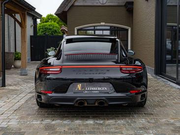 Porsche 911 Carrera 4 GTS — photo 5