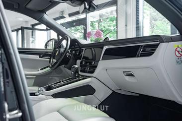 Porsche Macan I S — photo 48
