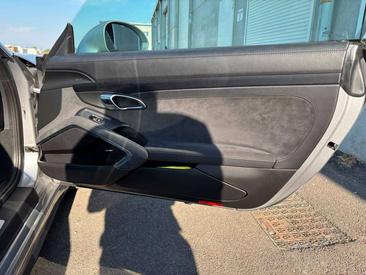 Porsche 911 Carrera GTS — photo 31