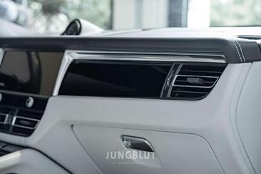 Porsche Macan I S — photo 49