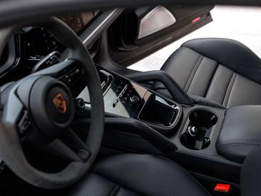 Porsche Cayenne E-Hybrid — photo 20