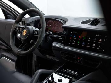 Porsche Cayenne E-Hybrid — photo 22