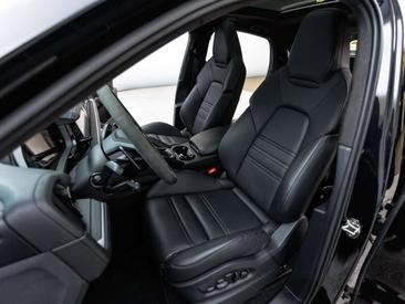 Porsche Cayenne E-Hybrid — photo 36