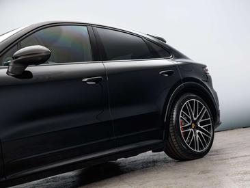 Porsche Cayenne E-Hybrid — photo 49