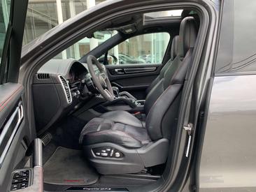 Porsche Cayenne GTS — photo 17