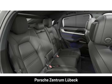 Porsche Cayenne S E-Hybrid — photo 13