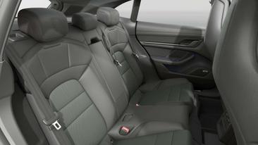 Porsche Taycan — photo 13