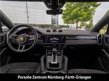 Porsche Cayenne GTS — photo 20