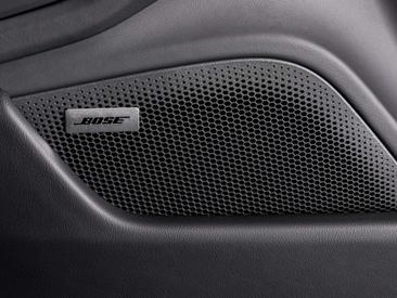 Porsche Taycan — photo 12
