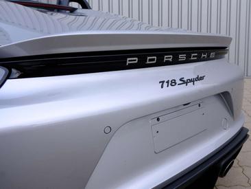 Porsche 718 Cabriolet Spyder — photo 29