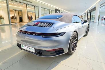 Porsche 911 Cabriolet Carrera 4S — photo 3