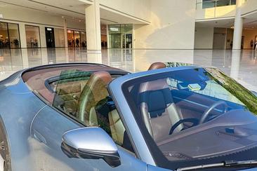 Porsche 911 Cabriolet Carrera 4S — photo 7