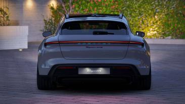Porsche Taycan Turbo S — photo 27