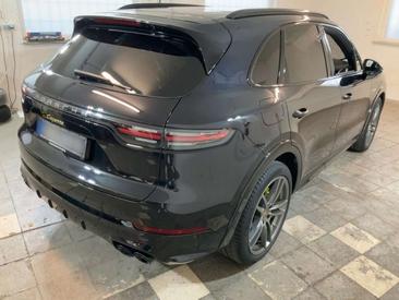 Porsche Cayenne III E-Hybrid 2021 Noir — photo 6