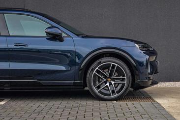 Porsche Cayenne Electric — photo 5