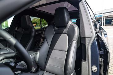Porsche Cayenne Electric — photo 21
