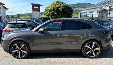 Porsche Cayenne S E-Hybrid — photo 2