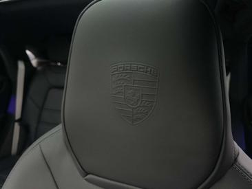 Porsche Cayenne III Platinum Edition — photo 19