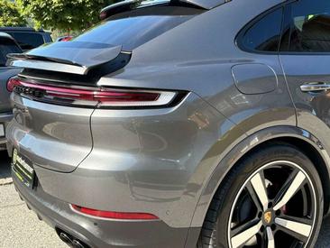 Porsche Cayenne S E-Hybrid — photo 20