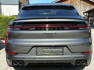 Porsche Cayenne S E-Hybrid — photo 21
