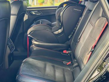 Porsche Macan I GTS — photo 14