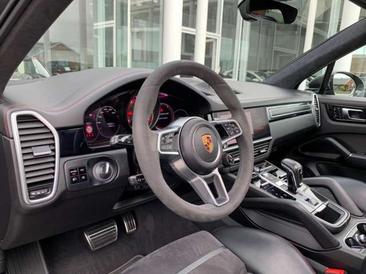 Porsche Cayenne GTS — photo 14