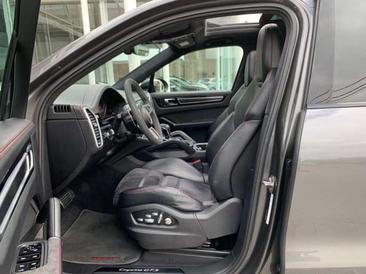 Porsche Cayenne GTS — photo 17
