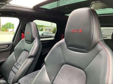 Porsche Cayenne GTS — photo 18