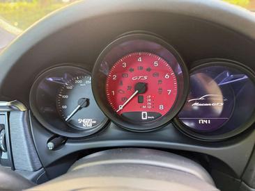 Porsche Macan I GTS — photo 27