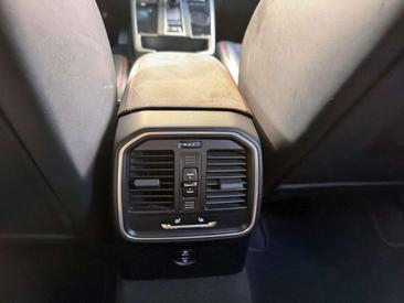 Porsche Macan I GTS — photo 30