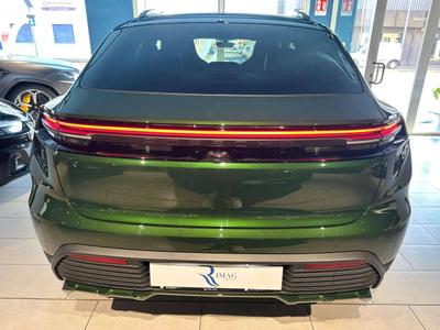Porsche Macan Electrique