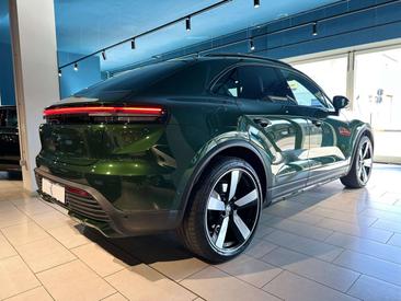 Porsche Macan Electrique — photo 4