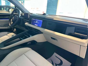 Porsche Macan Electrique — photo 8