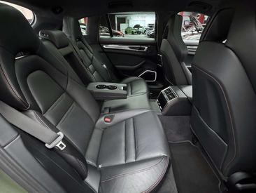Porsche Panamera II GTS — photo 9