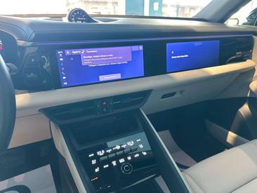 Porsche Macan Electrique — photo 18
