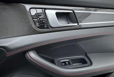 Porsche Panamera II GTS — photo 16