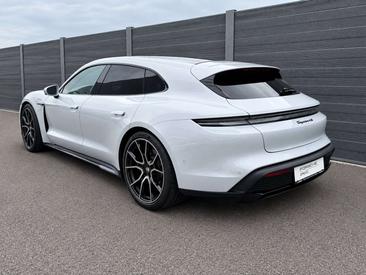 Porsche Taycan 4S — photo 3