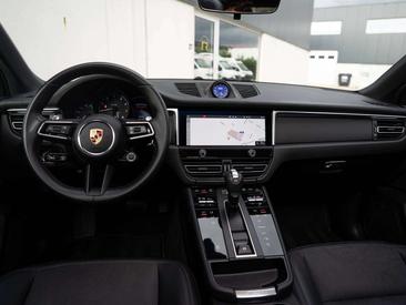 Porsche Macan Electrique — photo 18