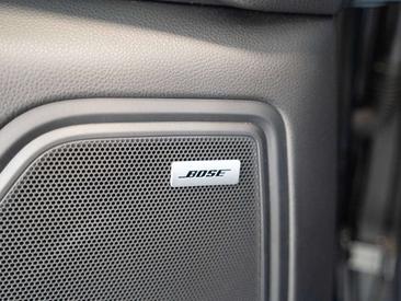 Porsche Macan Electrique — photo 27