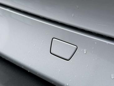 Porsche Taycan 4S — photo 17